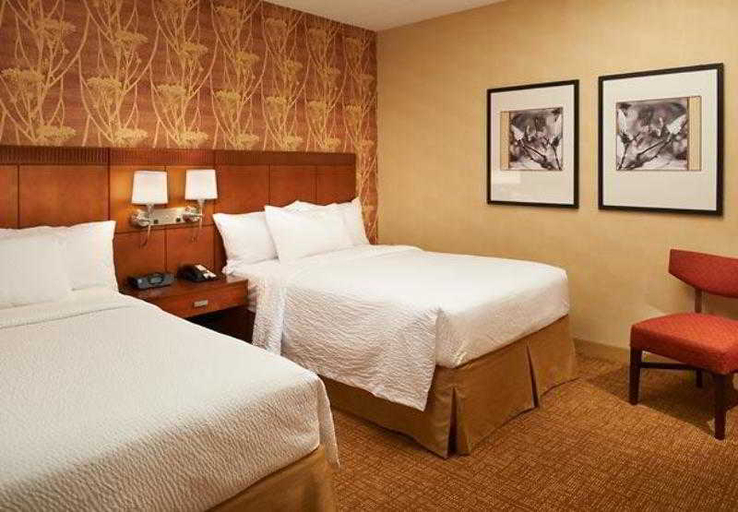 Bedroom 4, Courtyard Chicago Oakbrook Terrace, Dupage