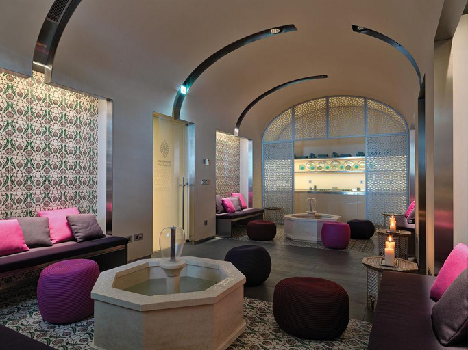 Public Area 4, Al Bustan Hotel, El Metn