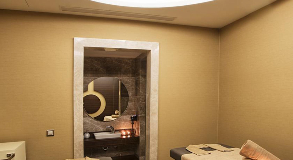 Bedroom 3, Dedeman Bostanci IstanbulHotel & Convention Centre, Maltepe