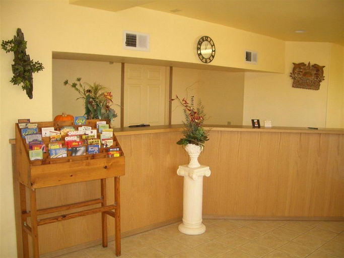 Public Area, Western Motel, Lane