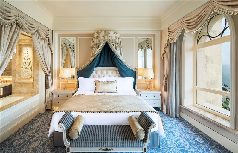 Bedroom 3, The Castle Hotel, A Luxury Collection Hotel, Dalia, Dalian