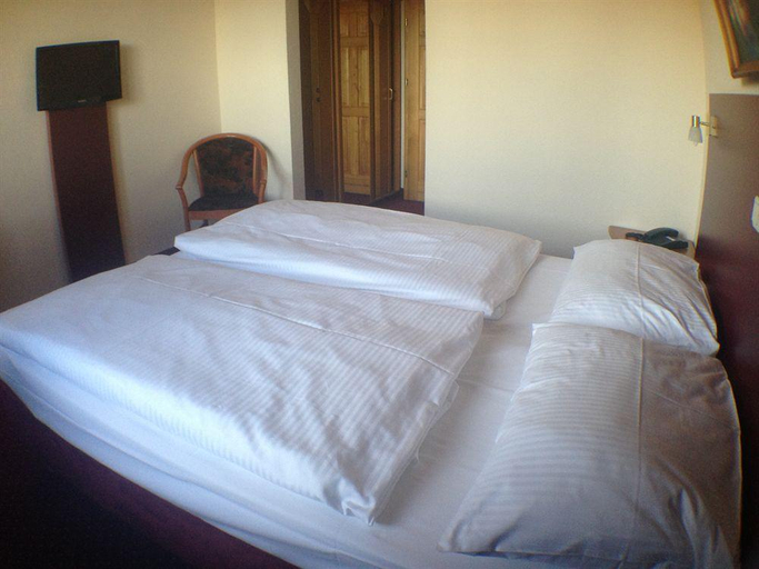Bedroom 3, WEST Hotel Radebeul, Meißen