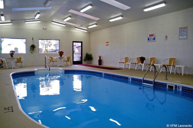Sport & Beauty 5, Wetherill Inn, Navajo