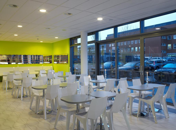 Food & Drinks 4, Prizeotel Bremen City, Bremen