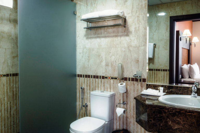 Bathroom 5, Royal Phoenicia Hotel, Manama