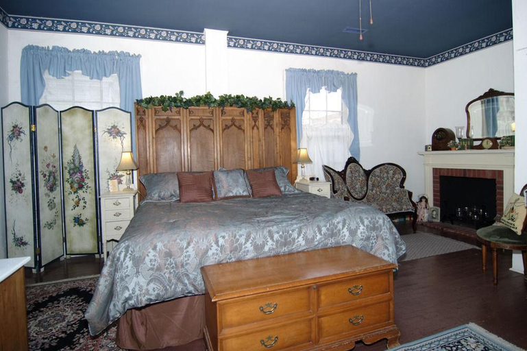 Others 4, Hall Place Bed and Breakfast, Barren