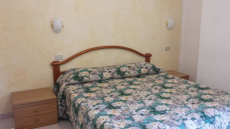 Bedroom 2, Albergo Ristorante Lavedo, Como