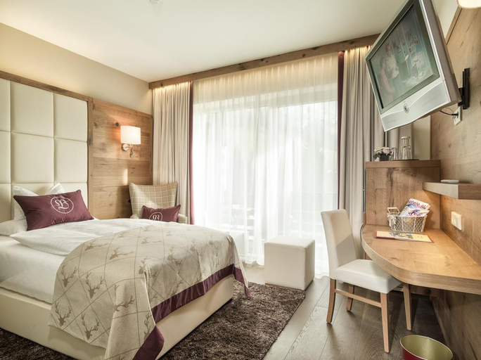 Bedroom 3, Hotel Bismarck, Sankt Johann im Pongau