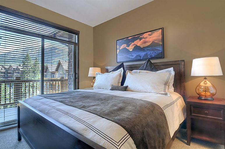 Bedroom 2, Stoneridge Mountain Resort, Division No. 15