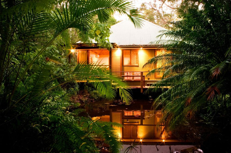 Exterior & Views 2, Hunchy Hideaway, Maroochy