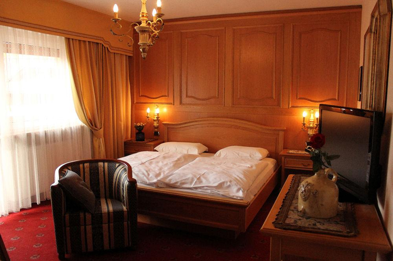 Bedroom, Villa Martha, Bolzano