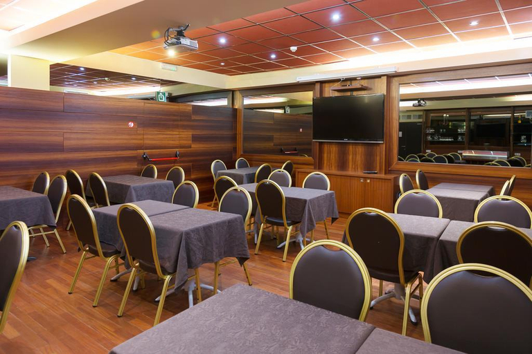 Food & Drinks 5, Hotel Tristar, Hainaut