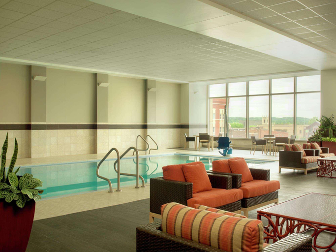Public Area 4, DoubleTree Cedar Rapids Convention Complex, Linn