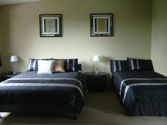 Sacred Mountain Retreat, Nambucca