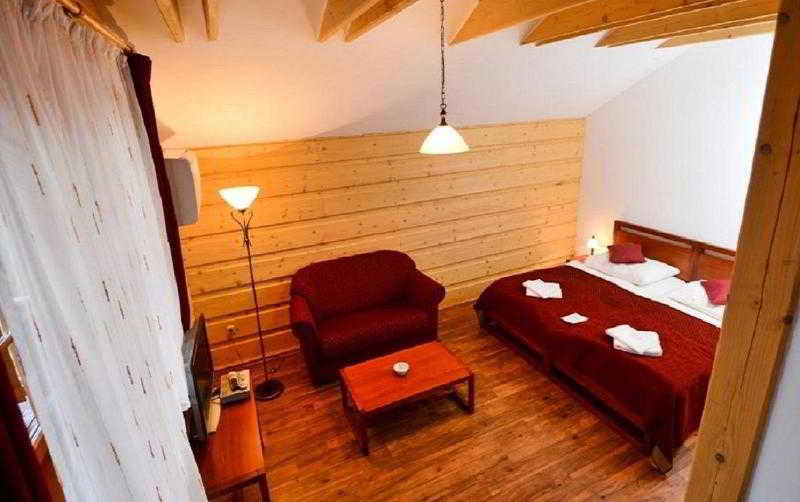 Bedroom 5, Green Inn Hotel, Frýdek-Místek