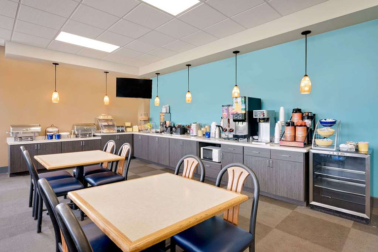 Food & Drinks 5, Days Inn by Wyndham Brookings, Brookings