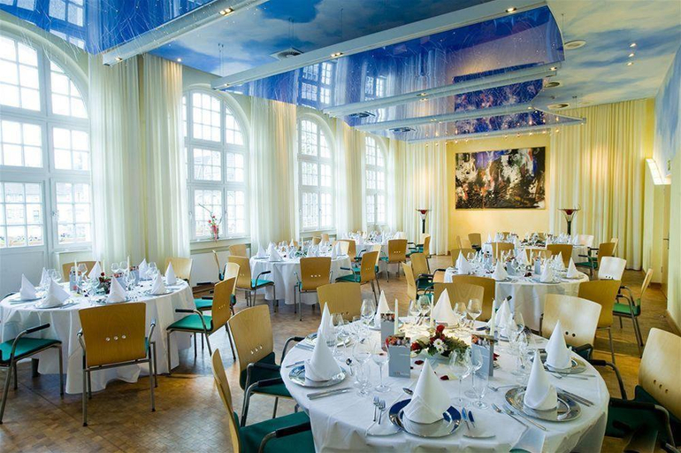 Food & Drinks 5, Mintrops Stadt Hotel Margarethenhöhe, Essen