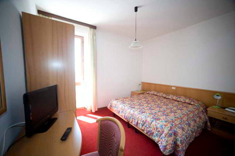 Bedroom 3, Geier, Trento