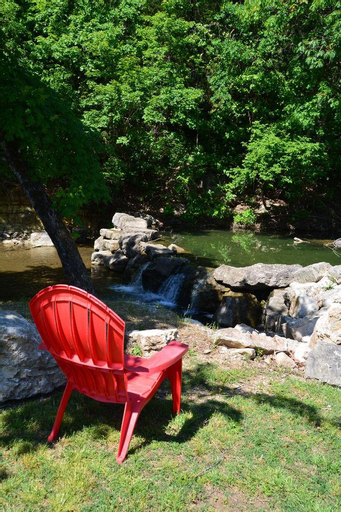 The Ozarker Lodge, Taney