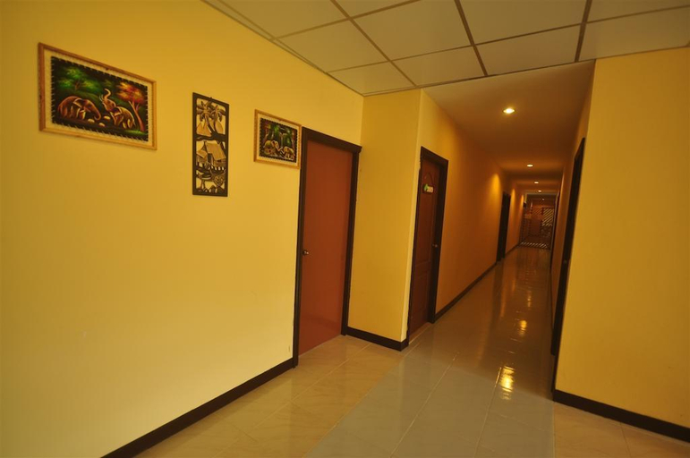 Public Area 4, Pak Klong Room for rent, Mueang Krabi