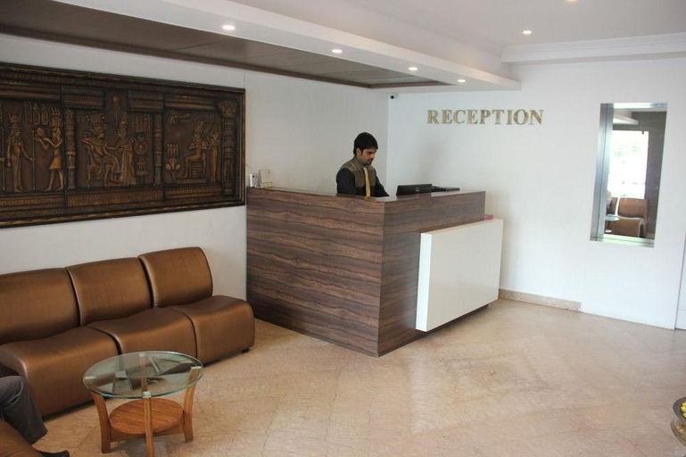 Public Area 3, Brownstar Boutique Hotel, Chennai