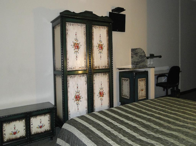 Bedroom 3, Hotel Tannenhof, Joinvile