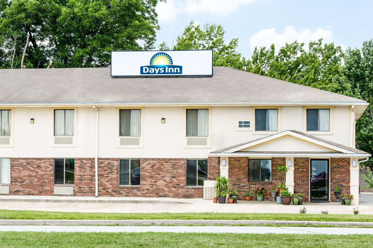 Days Inn by Wyndham Warrensburg, Johnson
