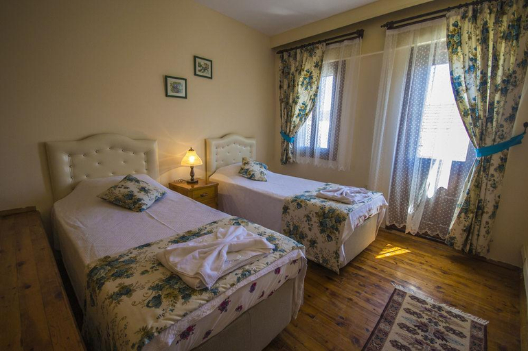 Bedroom 3, Kalkan Kleo Pension Guesthouse, Kaş