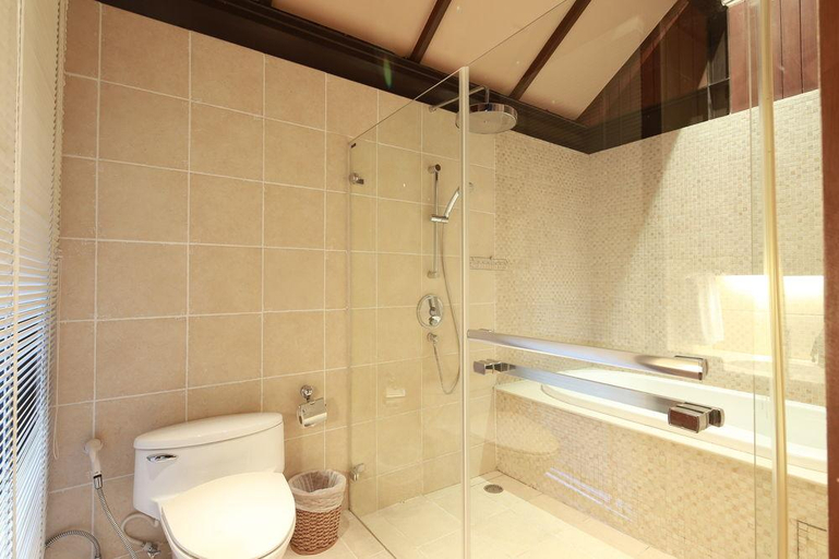 Bathroom 5, Hill Lodge, Hang Dong