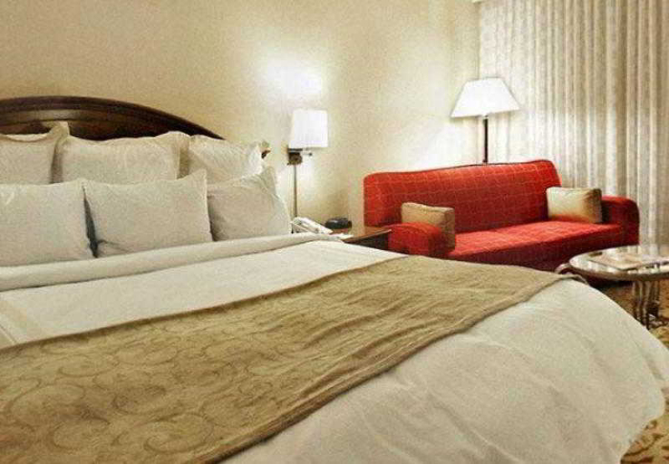 Bedroom 3, Courtyard by Marriott Pueblo Downtown, Pueblo