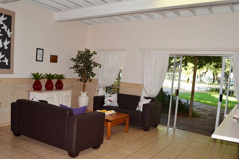 Public Area 2, Dove's Nest Guest House, Ekurhuleni