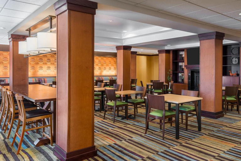 Public Area 2, Fairfield Inn & Suites Buffalo Airport, Erie