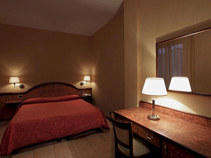 Bedroom 2, Hotel Corallo, Pesaro E Urbino