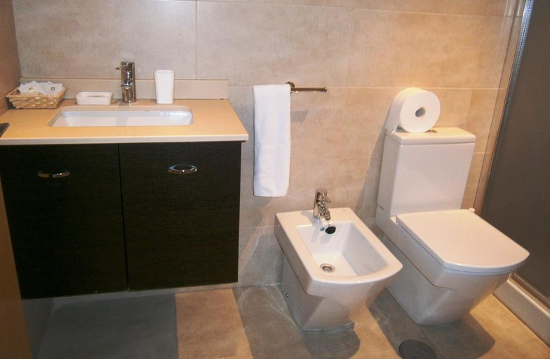 Bathroom 3, Apartamentos El Carmen, Alicante