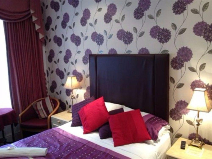 Bedroom 1, Pelham Lodge, Blackpool