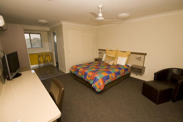 Bedroom 2, Hervey Bay Motel, Hervey Bay - Pt A