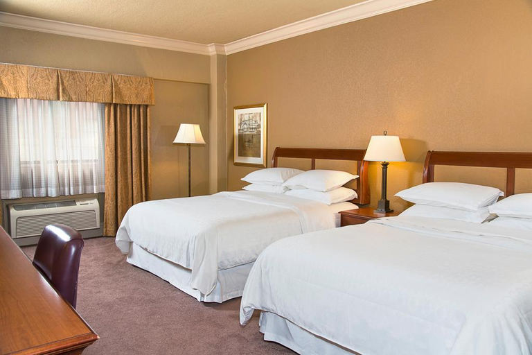 Bedroom 4, Sheraton Read House Chattanooga, Hamilton