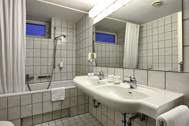 Bathroom, Concorde Hotel Siegen, Siegen-Wittgenstein