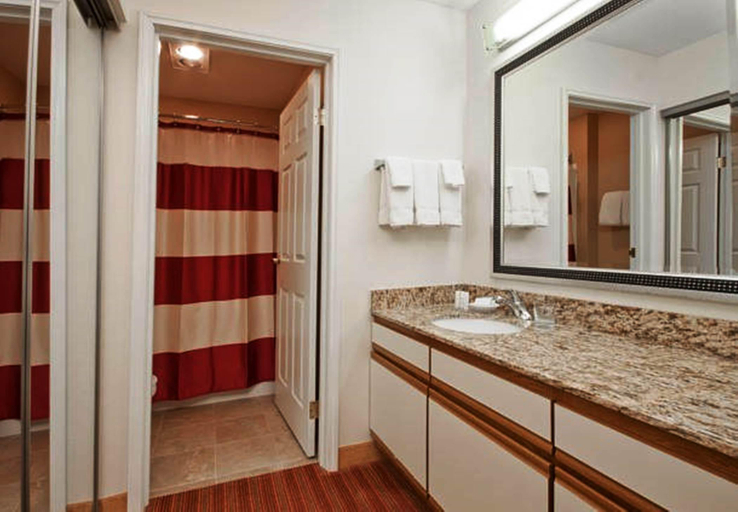 Bathroom 5, Residence Inn Davenport, Scott