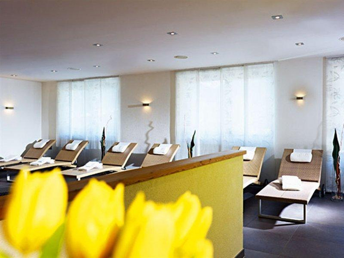 Business Facilities