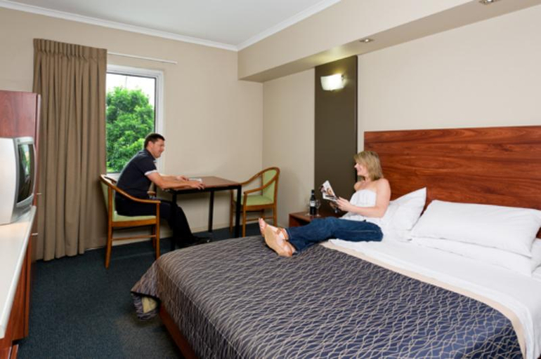 Bedroom 4, Rocklea International Motel, Rocklea