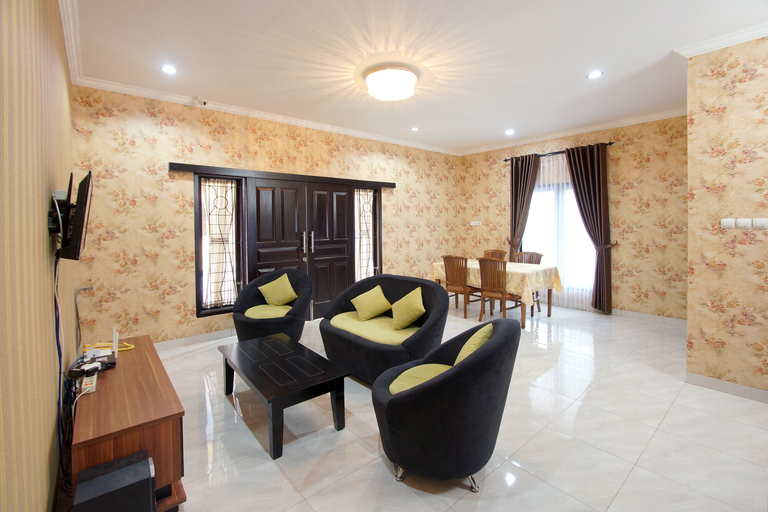 Public Area 4, 347 Bayang Brothers Guest House, Sleman