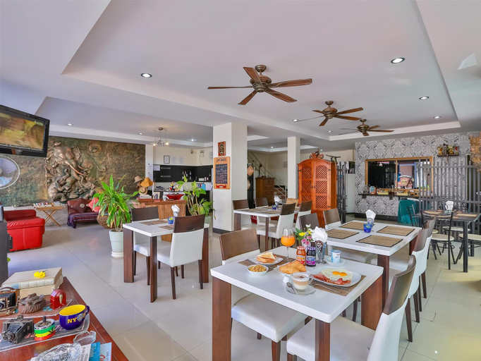 Food & Drinks 4, Nirvana Inn Patong, Phuket Island