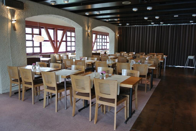Food & Drinks 5, Stryn, Stryn