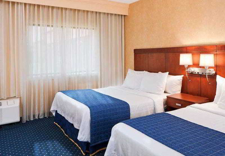 Bedroom 3, Courtyard Baltimore BWI Airport, Anne Arundel
