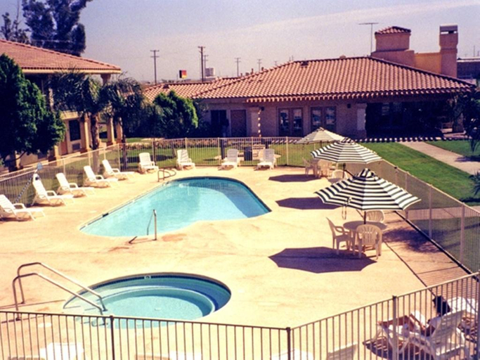 Sport & Beauty, Calipatria Inn & Suites, Imperial