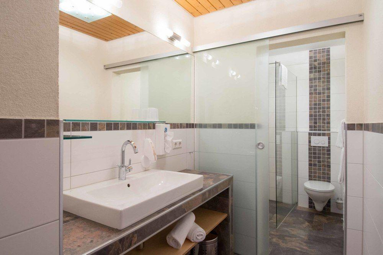 Bathroom 4, Sonnhalde & Sonnenhof, Waldshut