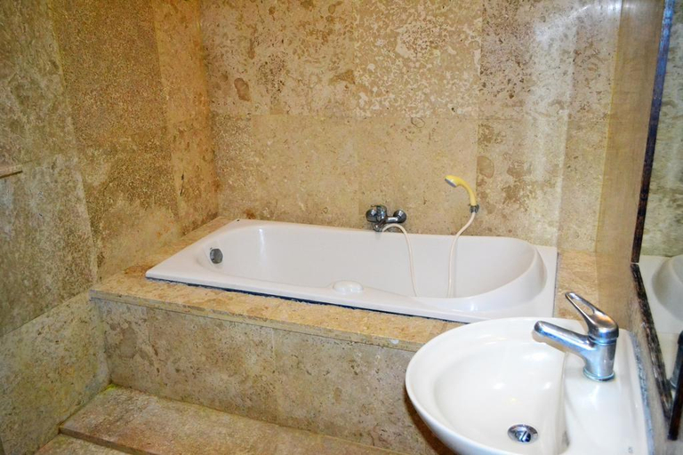 Bathroom, Casa Bidadari, Badung