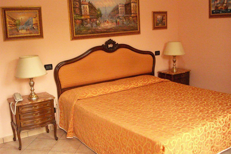 Bedroom, Magnagallo, Modena