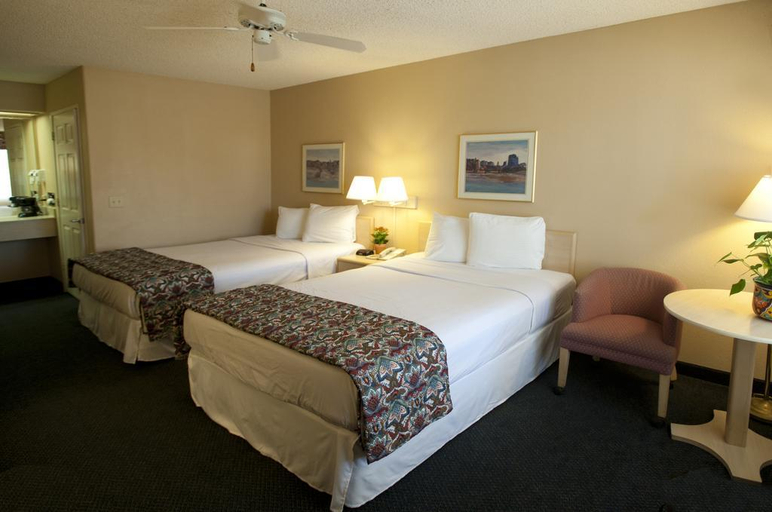 Bedroom 4, Calipatria Inn & Suites, Imperial